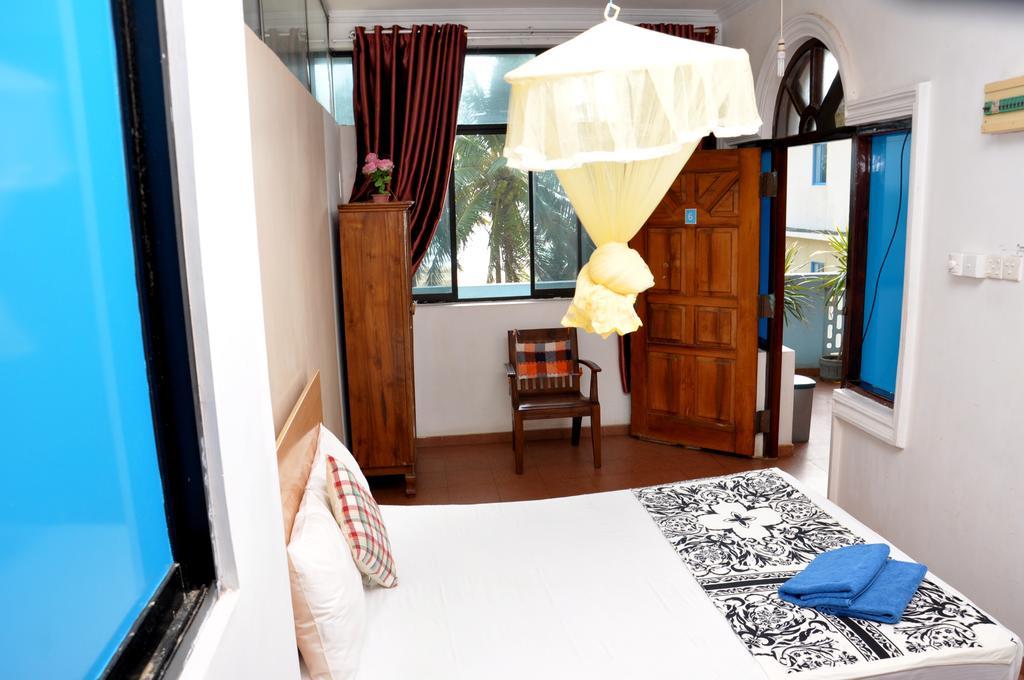 Blumarine Guest House Negombo Exteriör bild
